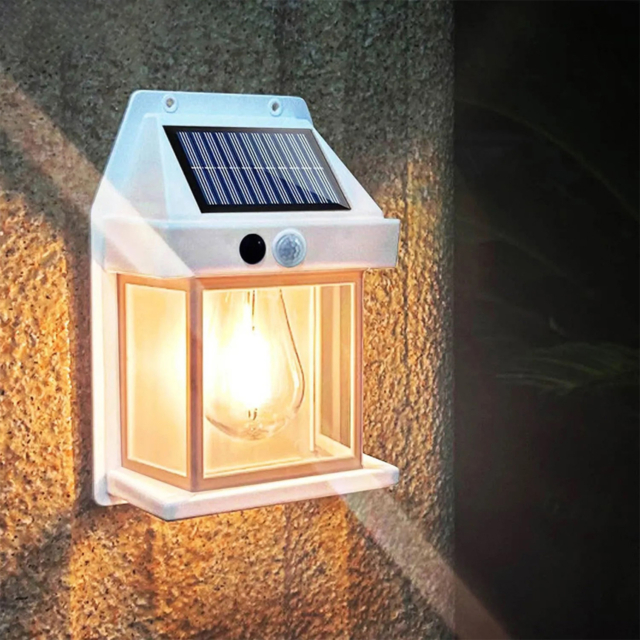 Lampă solară LED decorativă tip felinar, cu bec și senzor de mișcare, albă